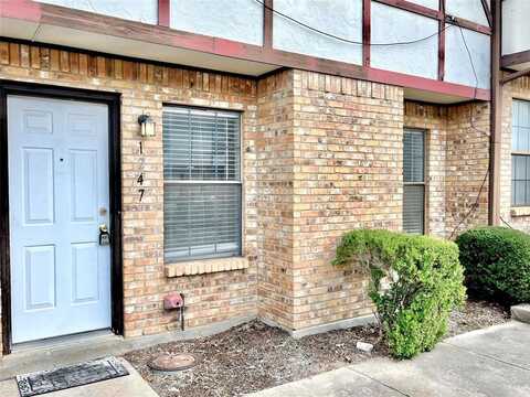 1247 Dallas Drive, Denton, TX 76205