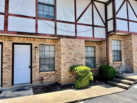 1247 Dallas Drive, Denton, TX 76205