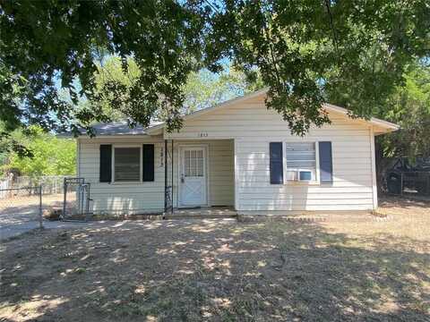 1813 Wayne Street, Denton, TX 76209