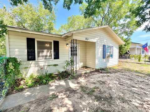 1813 Wayne Street, Denton, TX 76209