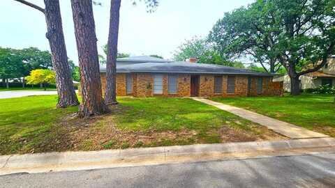 1908 Westridge Street, Denton, TX 76205