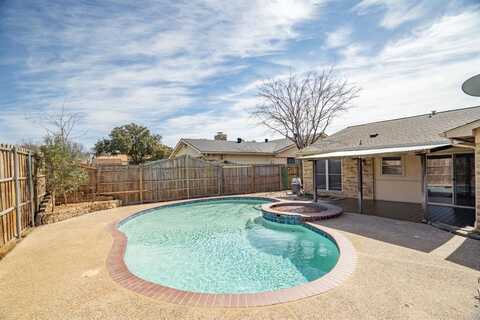 4945 Strickland Avenue, The Colony, TX 75056