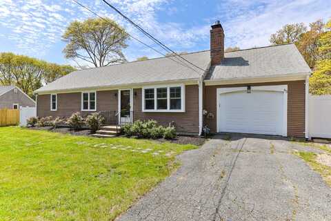 45 Sudbury Lane, Hyannis, MA 02601