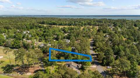 302 Lord Granville Drive, Morehead City, NC 28557