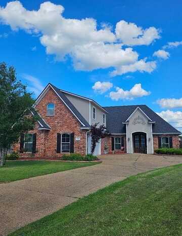 725 Saint Martins Lane, Bossier City, LA 71111