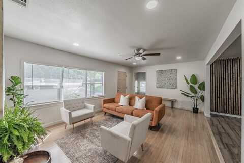 4310 Utah Avenue, Dallas, TX 75216