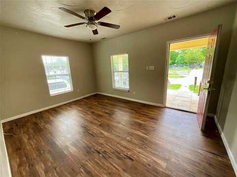 2919 Wellington Street, Greenville, TX 75401