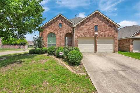 6904 Shoreway Drive, Grand Prairie, TX 75054