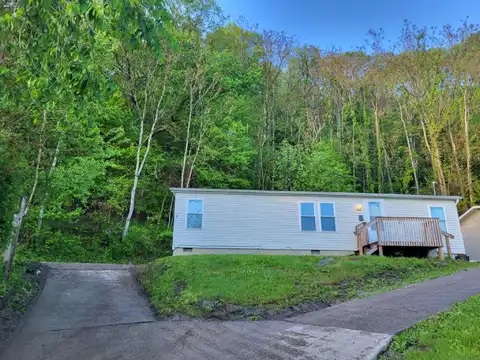 468 W High Street, Nelsonville, OH 45764