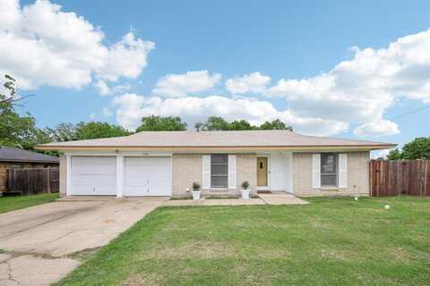 2115 Southridge Drive, Arlington, TX 76010