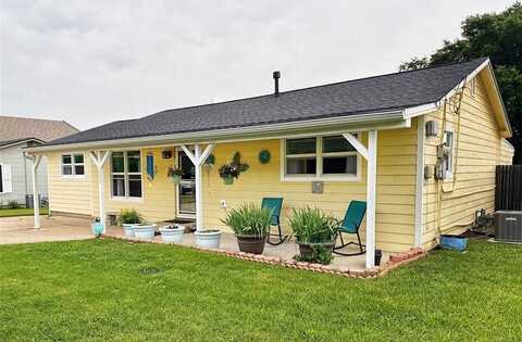 337 S Dobson Street, Burleson, TX 76028