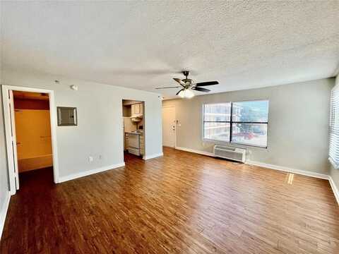 701 W Sycamore Street, Denton, TX 76201
