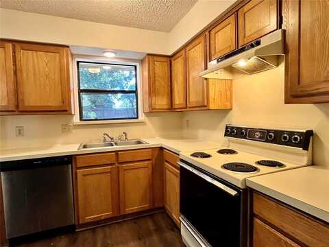 301 Joshua Street, Denton, TX 76209