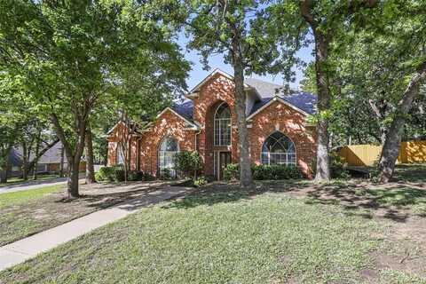 805 Red Oak Court, Crowley, TX 76036