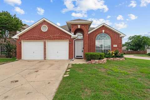 7816 Teal Drive, Fort Worth, TX 76137