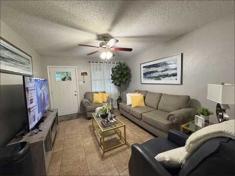 6060 County Road 3925, Athens, TX 75752