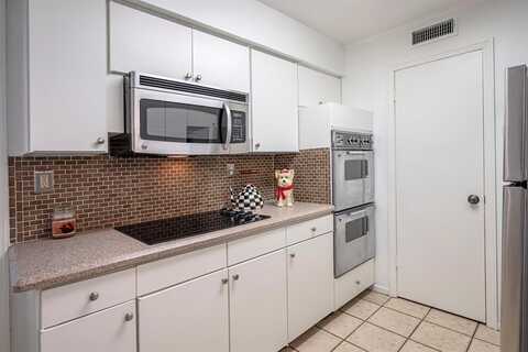 10767 Villager Road, Dallas, TX 75230