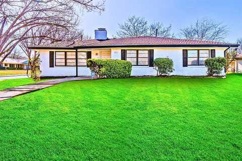 801 Canadian Circle, Grand Prairie, TX 75050