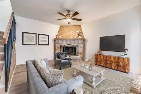 5626 Preston Oaks Road, Dallas, TX 75254