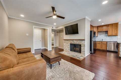 16301 Ledgemont Lane, Addison, TX 75001