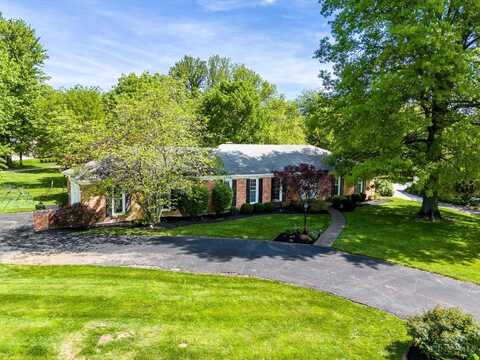 10120 Woodfern Way, Montgomery, OH 45242