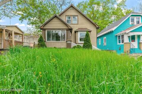 1653 Broadway, Schenectady, NY 12306