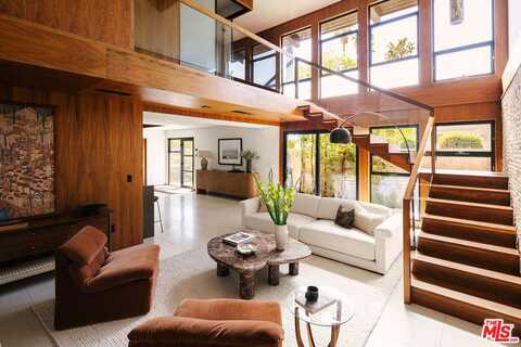 5523 Tuxedo Ter, Los Angeles, CA 90068