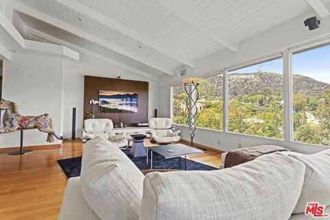 3162 Durand Dr, Los Angeles, CA 90068