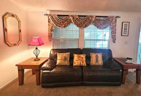 2306 Warbler Circle, Lakeland, FL 33810