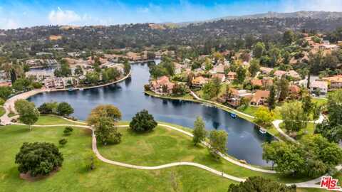 4720 Park Granada, Calabasas, CA 91302