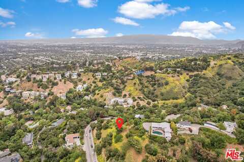 3301 COLDWATER CANYON Ave, Studio City, CA 91604