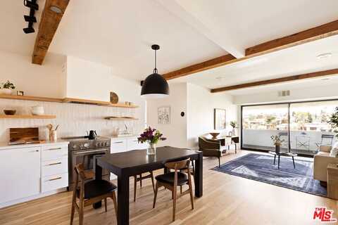 1701 Clinton St, Los Angeles, CA 90026
