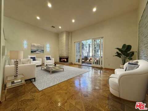 5279 Newcastle Ave, Encino, CA 91316