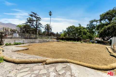 421 E Mendocino St, Altadena, CA 91001
