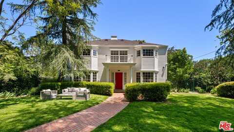 5404 Topeka Dr, Tarzana, CA 91356