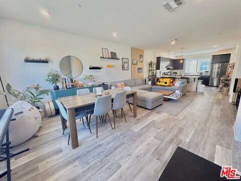 14430 Strawberry Ln, Gardena, CA 90247
