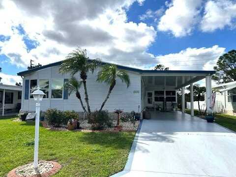1042 Carefree Parkway, Sebring, FL 33872