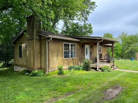 592 S Highway 76, Russell Springs, KY 42642