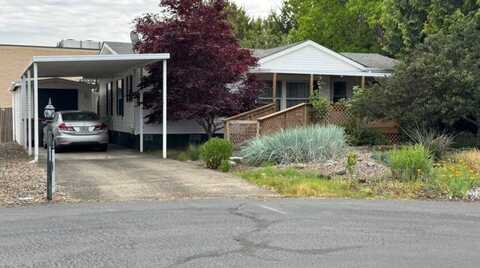 1501 SW BAKER, McMinnville, OR 97128