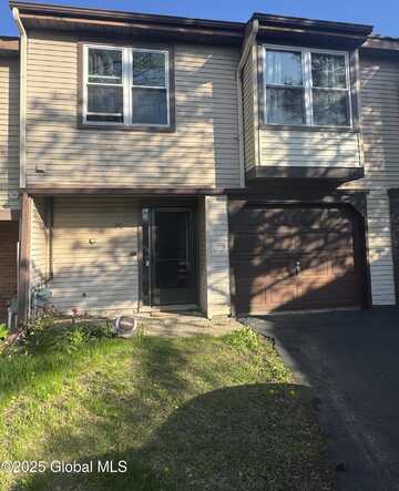 20 Kensington Square, Cohoes, NY 12047