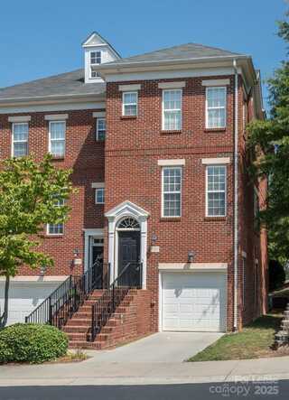 1207 Overwood Drive, Matthews, NC 28105