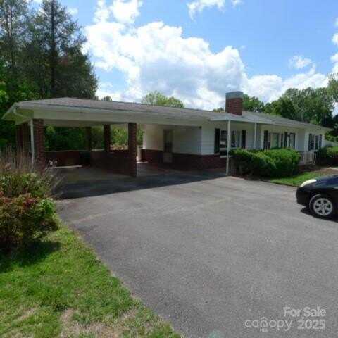104 S Main Street, Jonesville, NC 28642