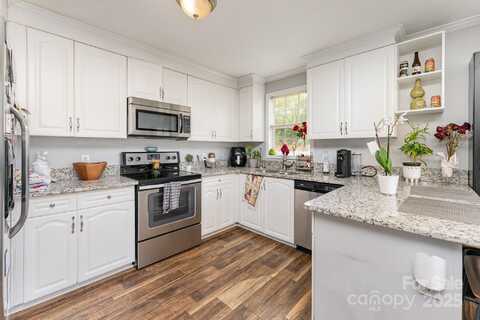201 Easy Street, Concord, NC 28027
