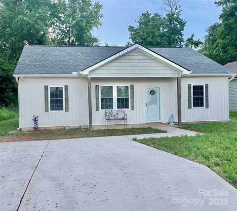 132 Swimmers Lane, Salisbury, NC 28146