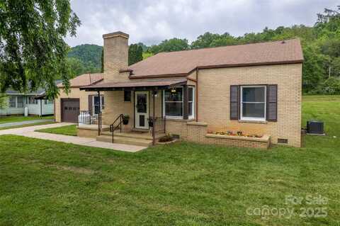 845 Skyland Drive, Sylva, NC 28779