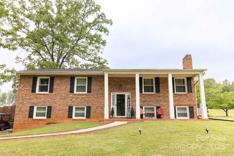1352 W Cherokee Street, Blacksburg, SC 29702