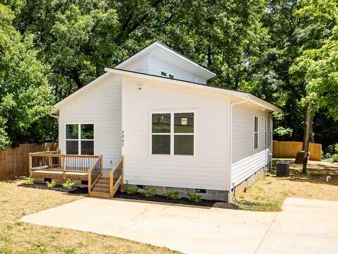 3007 West Boulevard, Charlotte, NC 28208