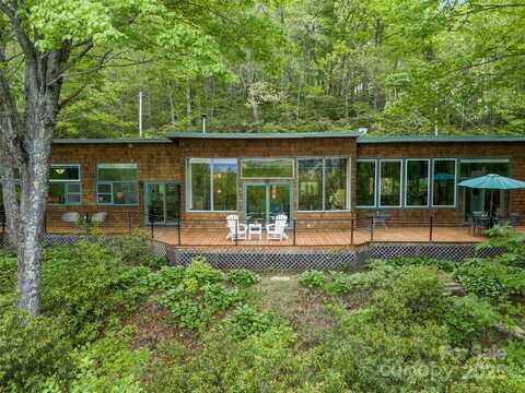 319 Twilight Way, Burnsville, NC 28714
