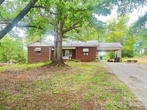 1564 Oakland Road, Forest City, NC 28043