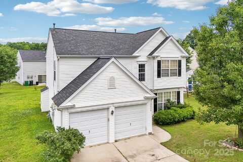 3038 Old Ironside Drive, Charlotte, NC 28213